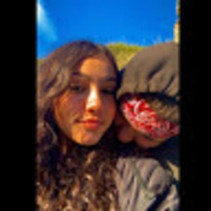 Meet your Posher, Desirae